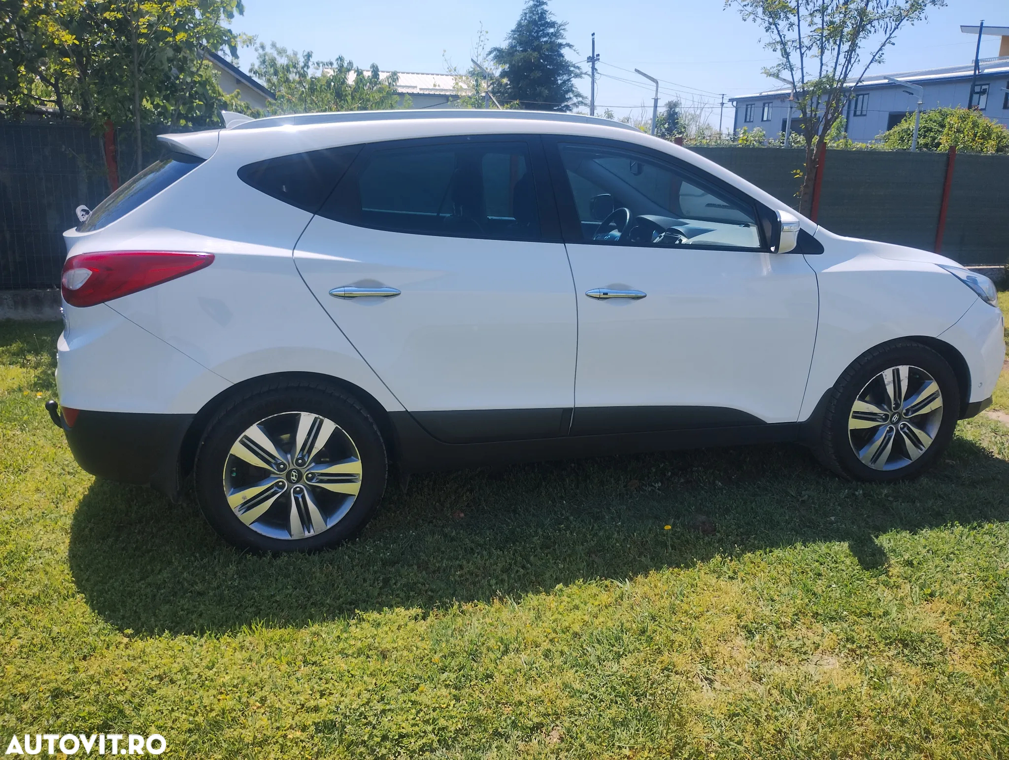 Hyundai ix35 2.0 CRDI 4WD Automatik Premium - 3