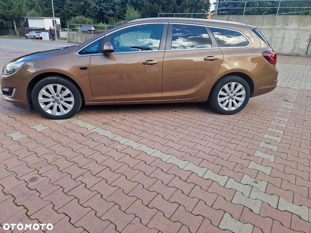 Opel Astra IV 2.0 CDTI Cosmo - 5