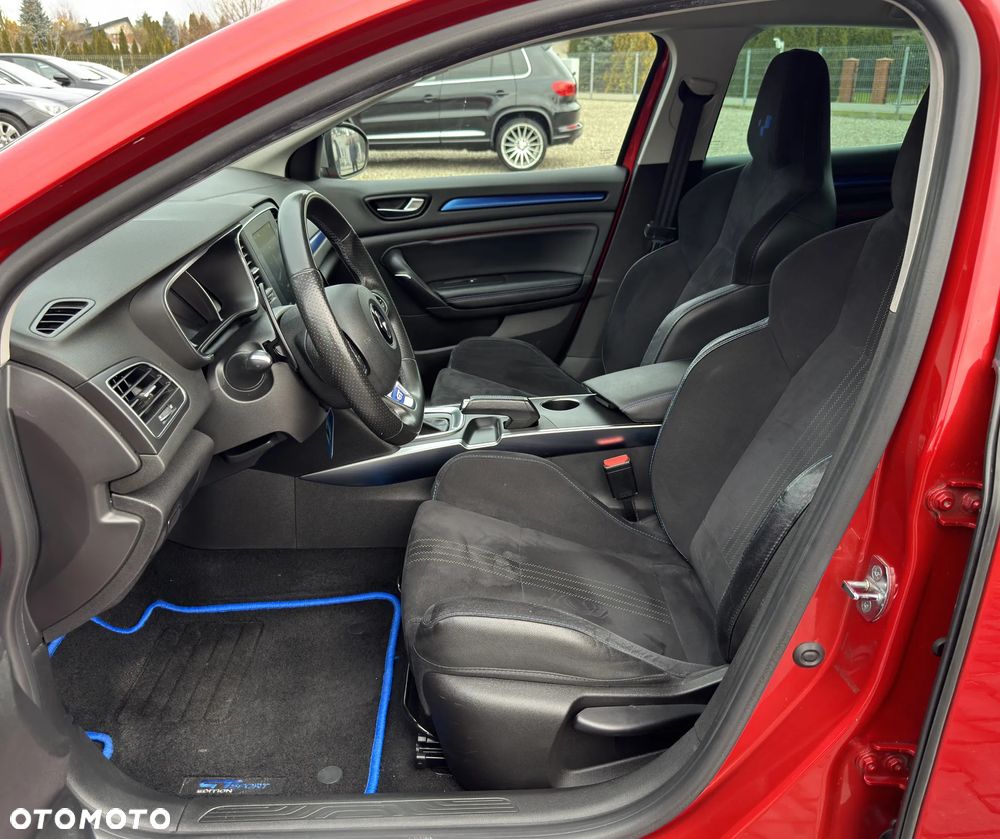 Renault Megane ENERGY TCe 205 EDC GT - 18