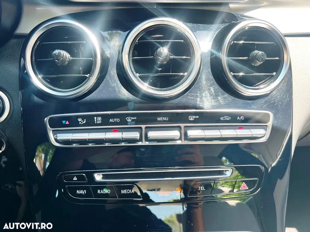 Mercedes-Benz C - 27