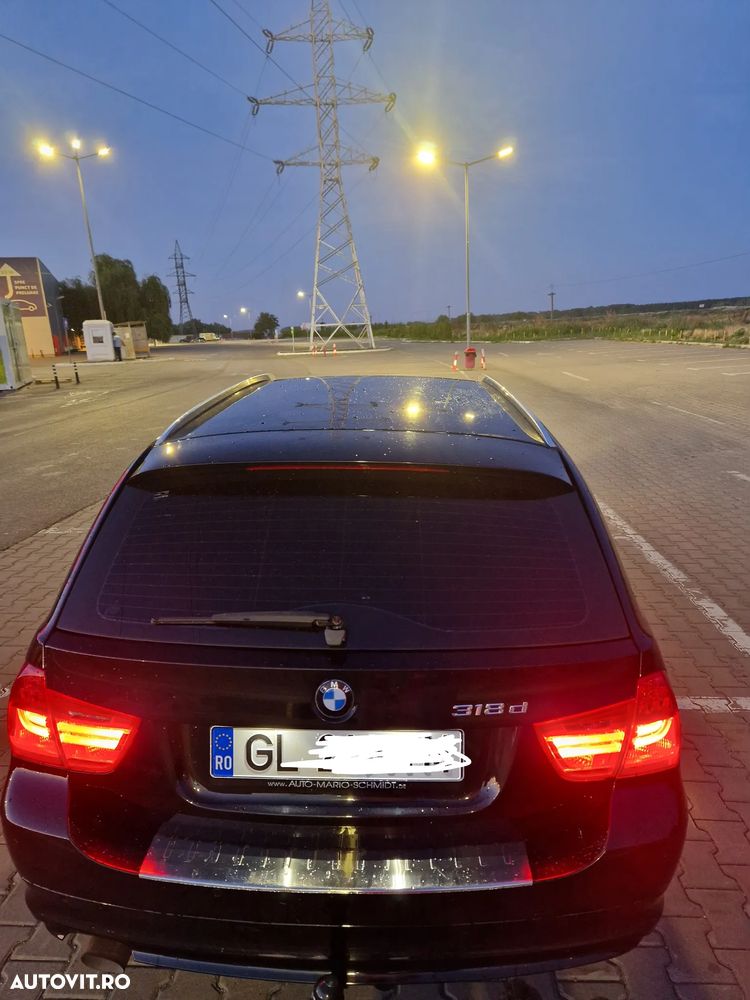 BMW Seria 3 318d DPF Aut. Edition Sport - 7