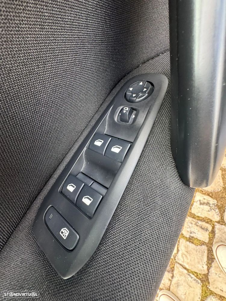 Peugeot 308 SW PureTech 130 GPF Stop & Start Allure - 14
