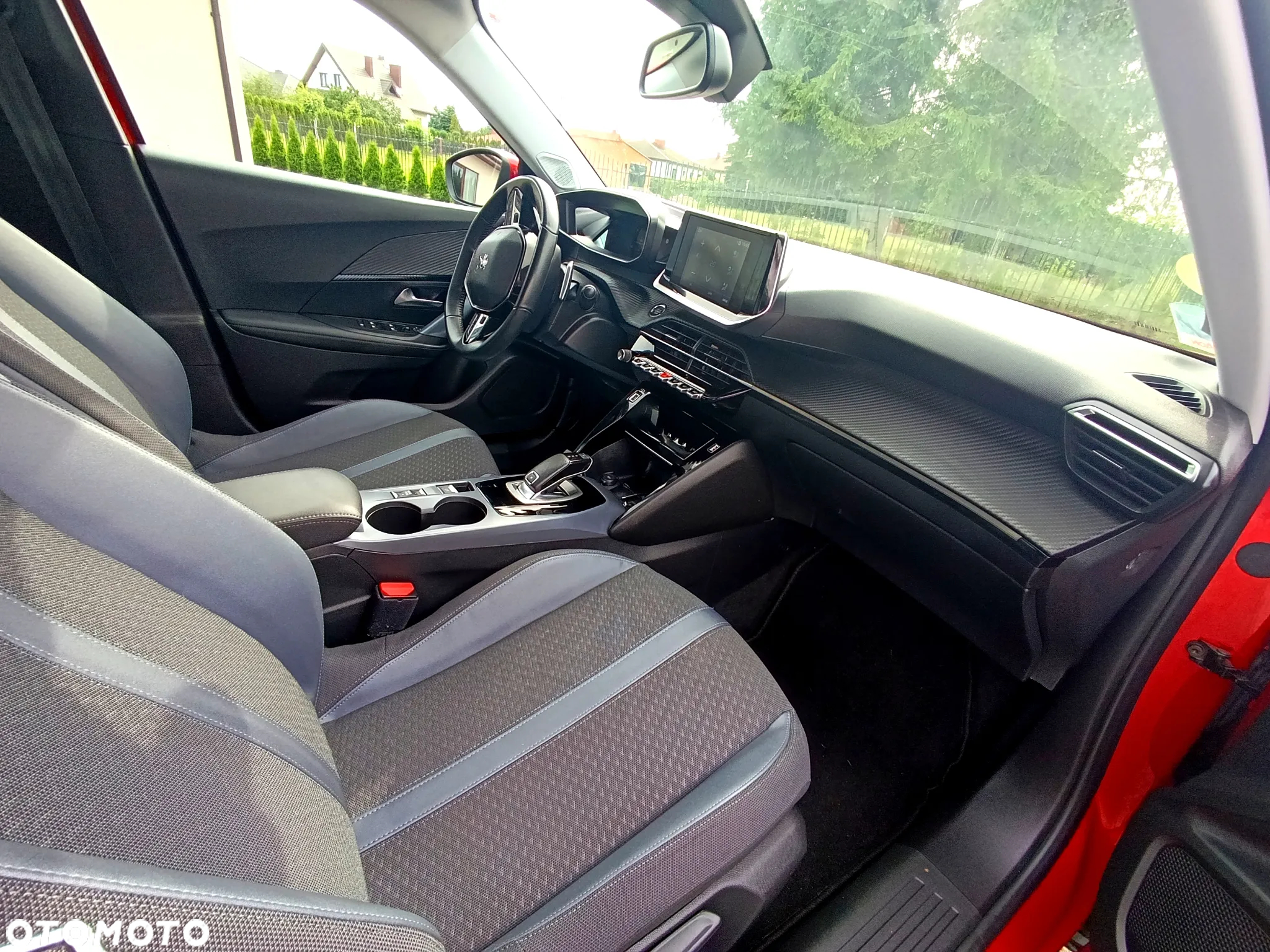 Peugeot 2008 BlueHDi 130 Allure S&S EAT8 - 18
