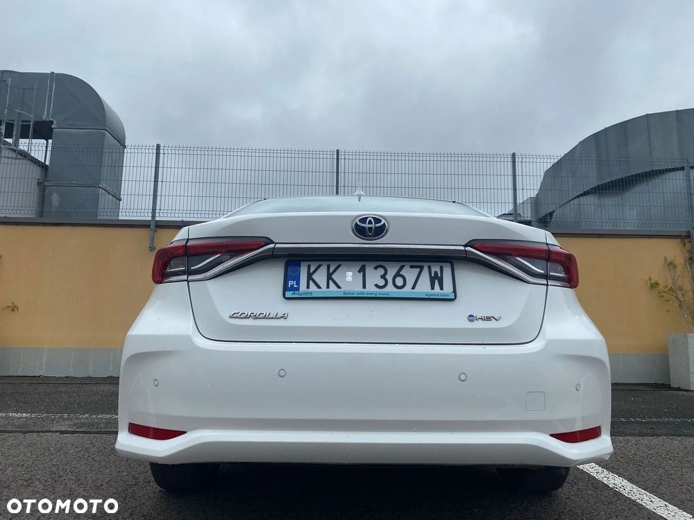 Toyota Corolla 1.8 Hybrid Comfort - 12