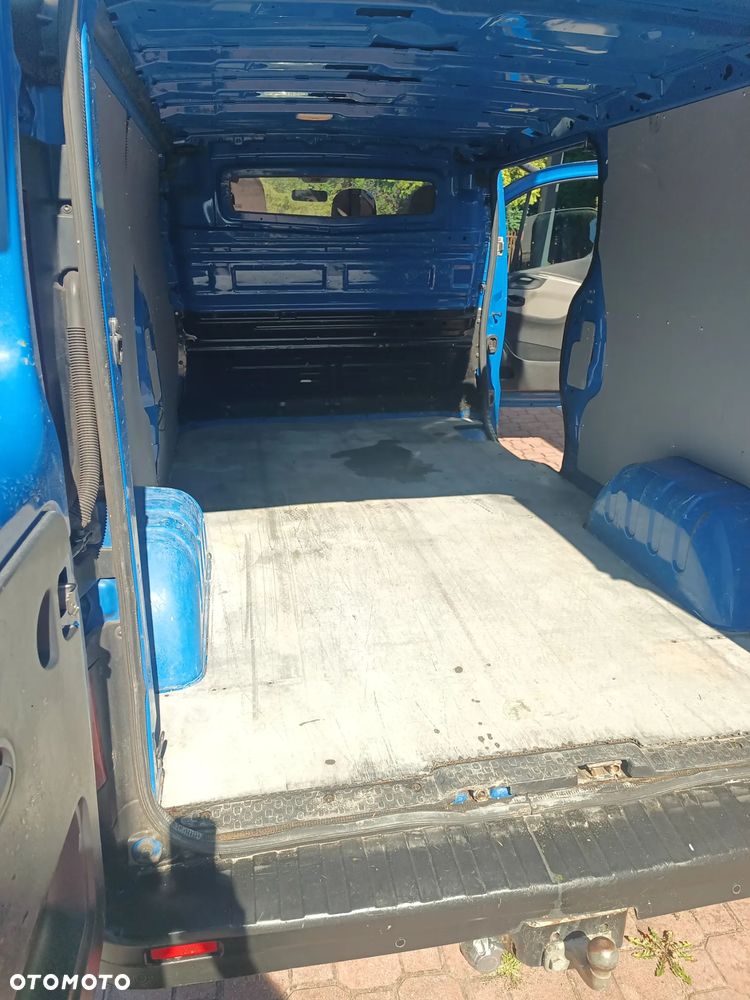 Renault Trafic - 18