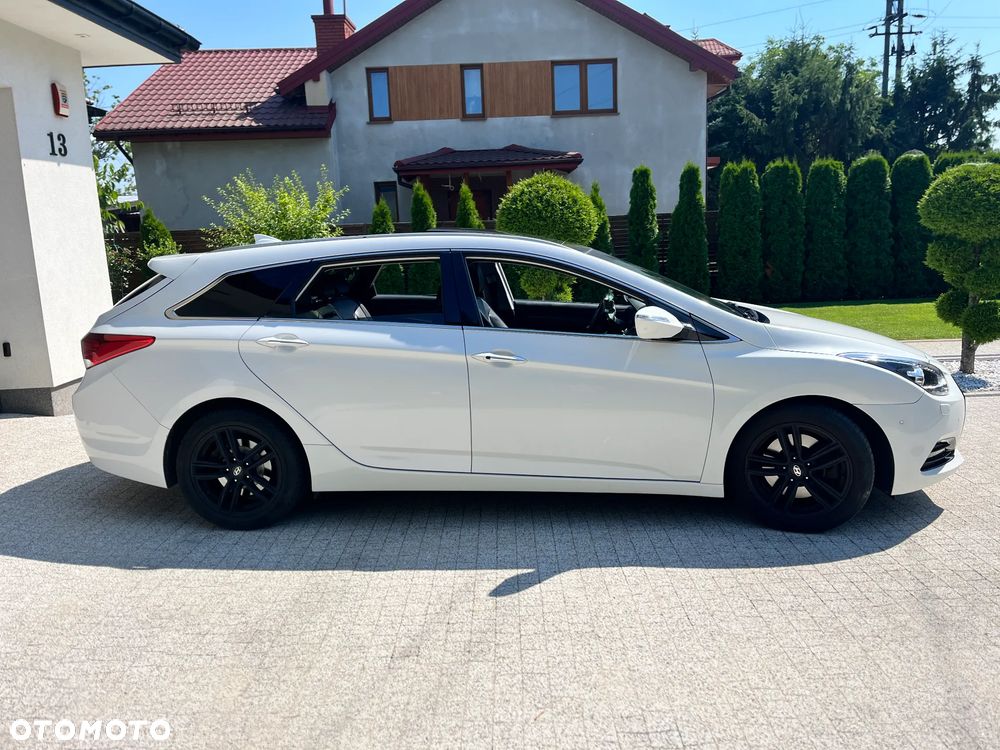 Hyundai i40 Kombi 1.7 CRDi DCT Premium - 21