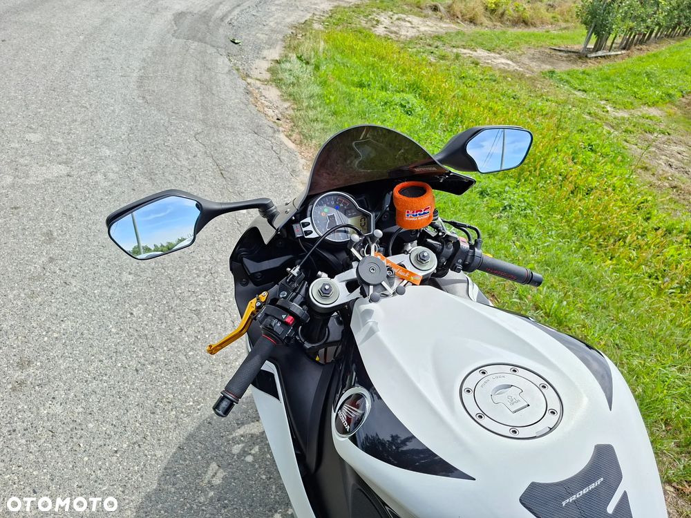 Honda CBR - 4