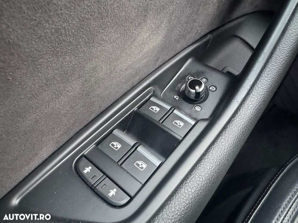 Audi A4 2.0 TDI DPF multitronic S line Sportpaket - 25