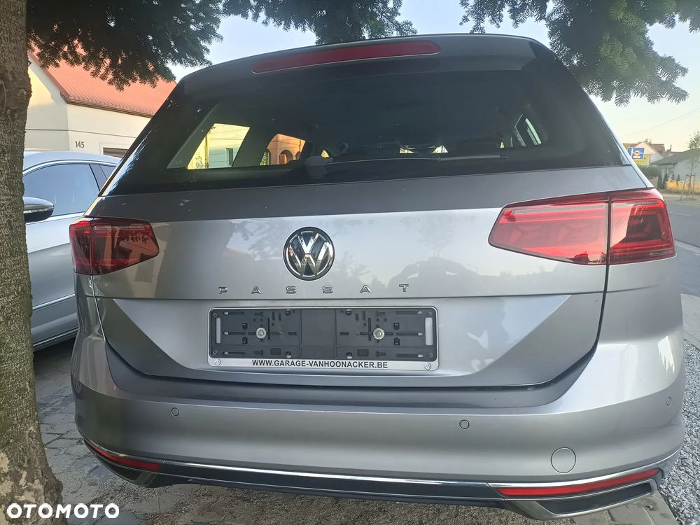 Volkswagen Passat 2.0 TDI SCR DSG Comfortline - 14