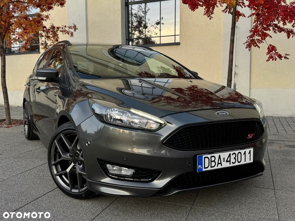 Ford Focus Turnier 1.5 EcoBlue Start-Stopp-System ST-LINE - 16