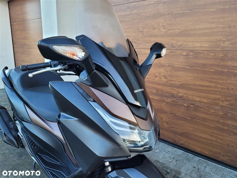 Honda NSS - 16