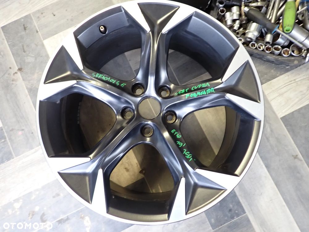 CUPRA FORMENTOR FELGA 19' ET40 5FF401025E - 1