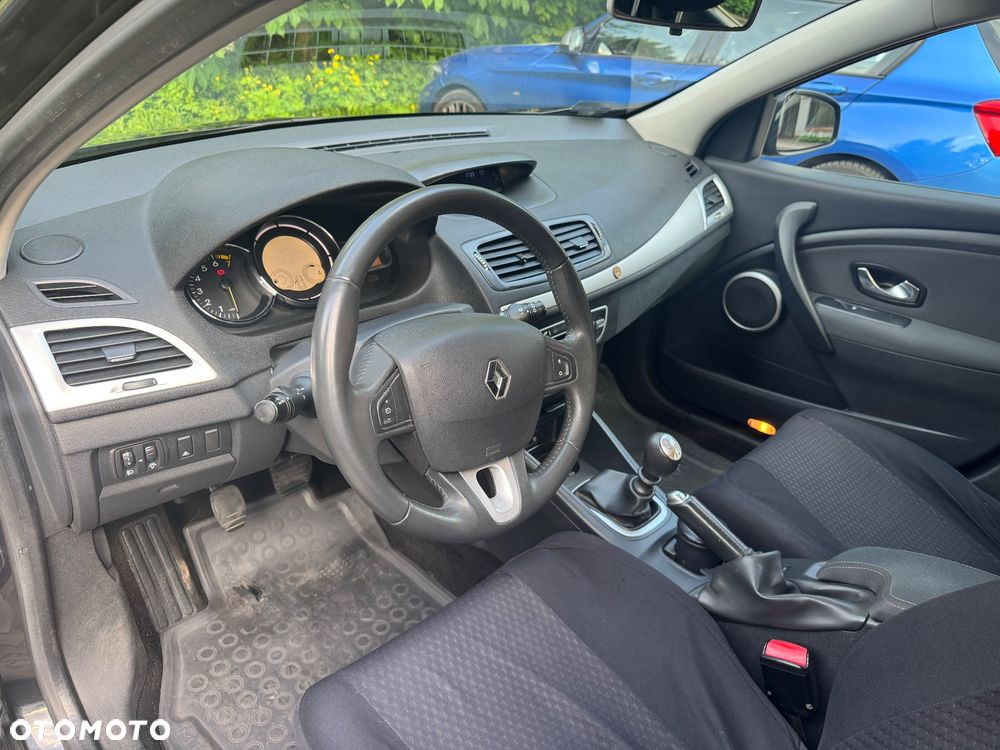 Renault Megane 1.6 16V Dynamique Euro5 - 5