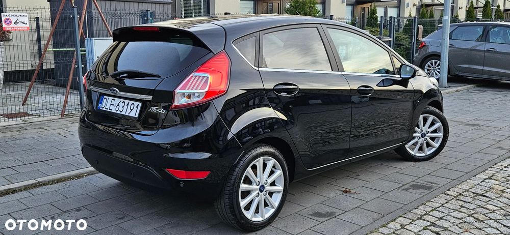Ford Fiesta 1.25 Titanium - 23