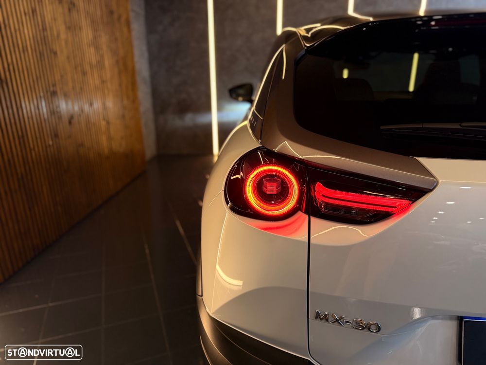 Mazda MX-30 e-SKYACTIV Advantage+Modern Confidence - 24