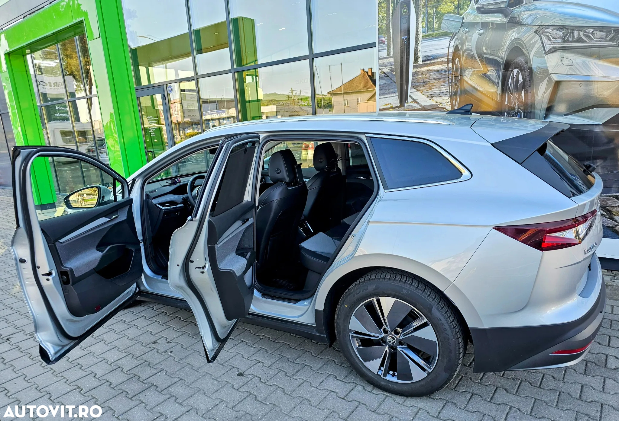 Skoda Enyaq iV Electric 80 - 8