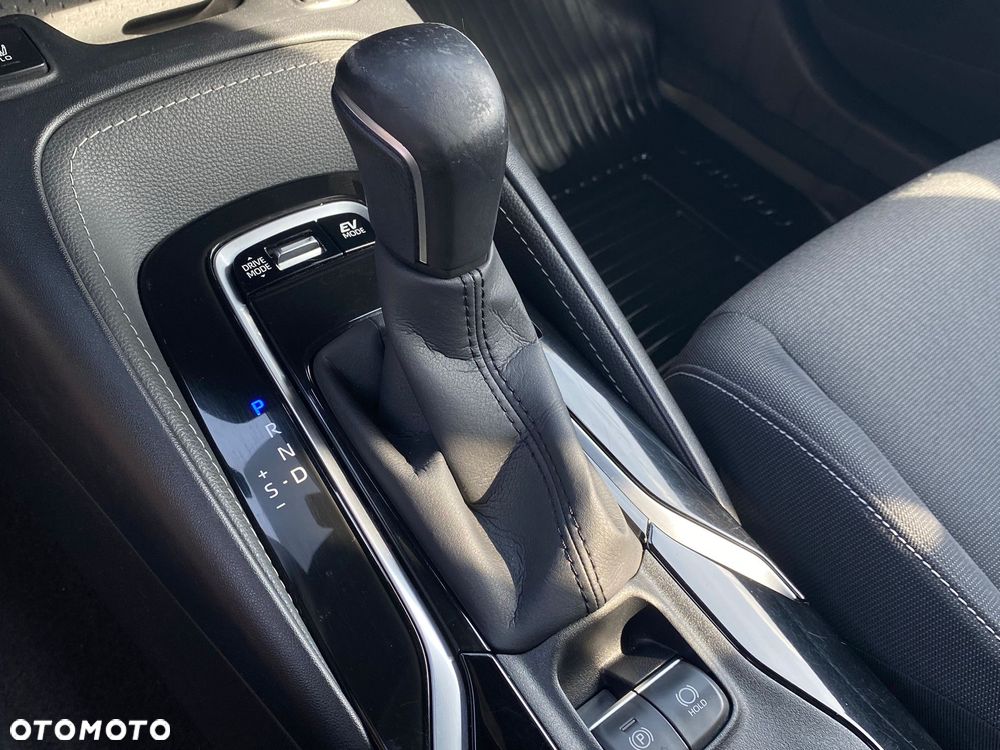 Toyota Corolla - 21