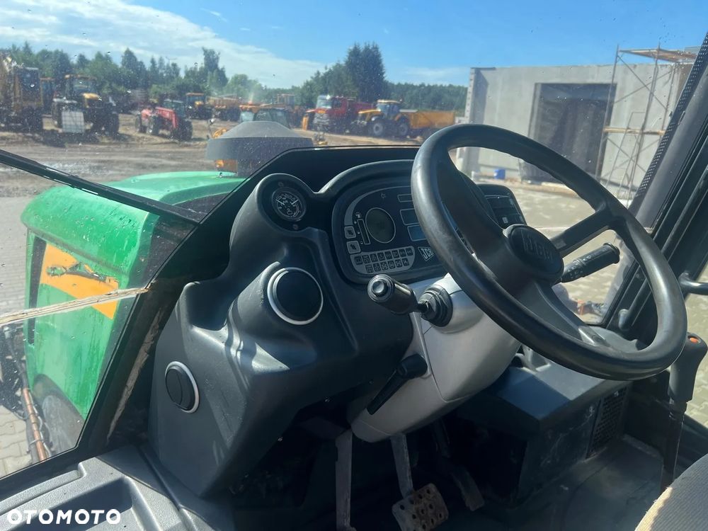 JCB Fastrac 3200 - 12