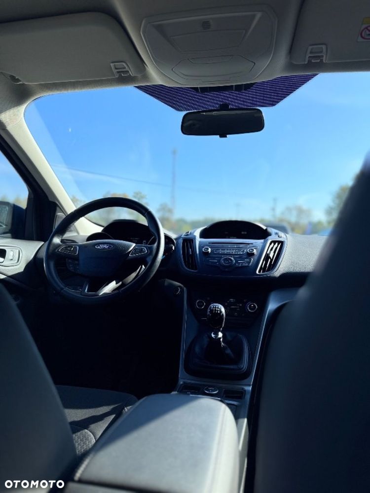 Ford Kuga - 35