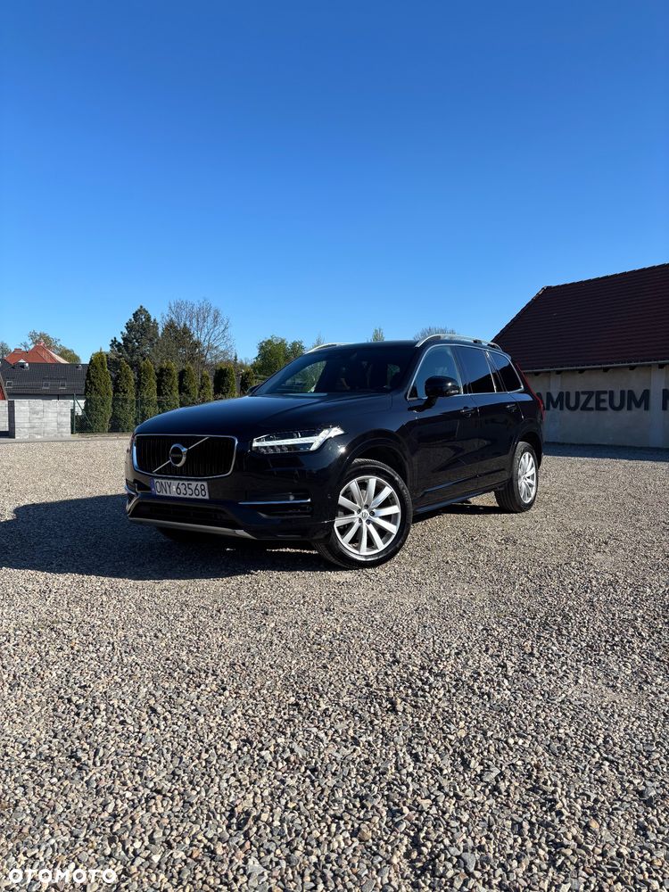 Volvo XC 90 D5 AWD Momentum - 1