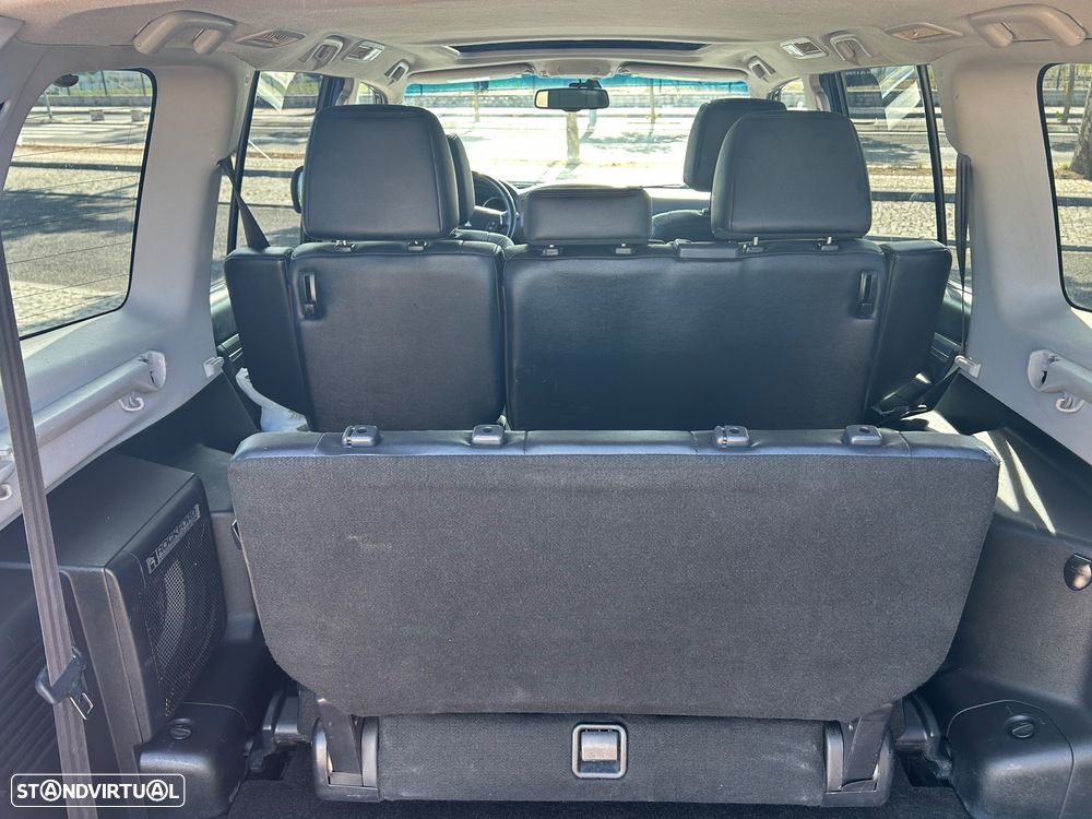 Mitsubishi Pajero 3.2 DI-D Auto Instyle - 28