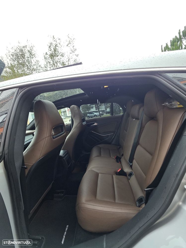 Mercedes-Benz CLA 45 AMG Shooting Brake 4-Matic - 10