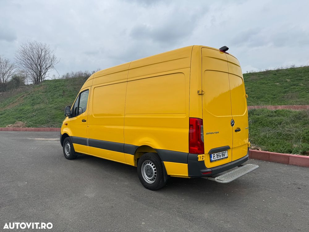 Mercedes-Benz SPRINTER - 8