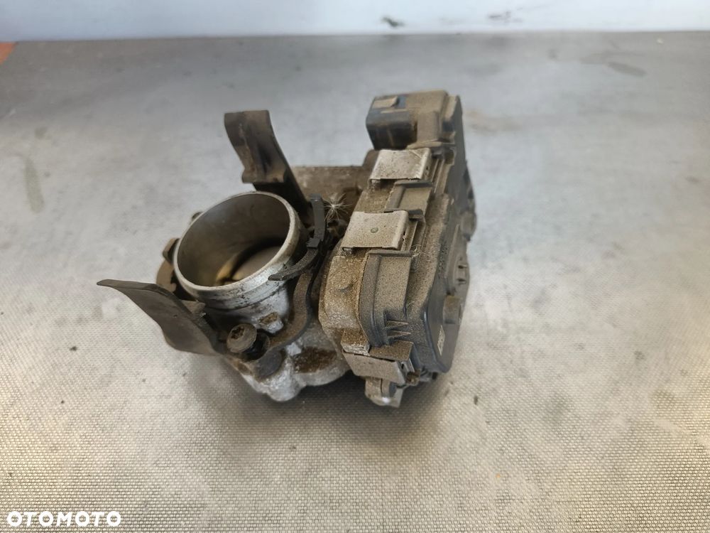 Przepustnica 1.0 TSI Skoda Octavia 3 VW Golf VII Seat Leon Audi A3 04C133062C - 3