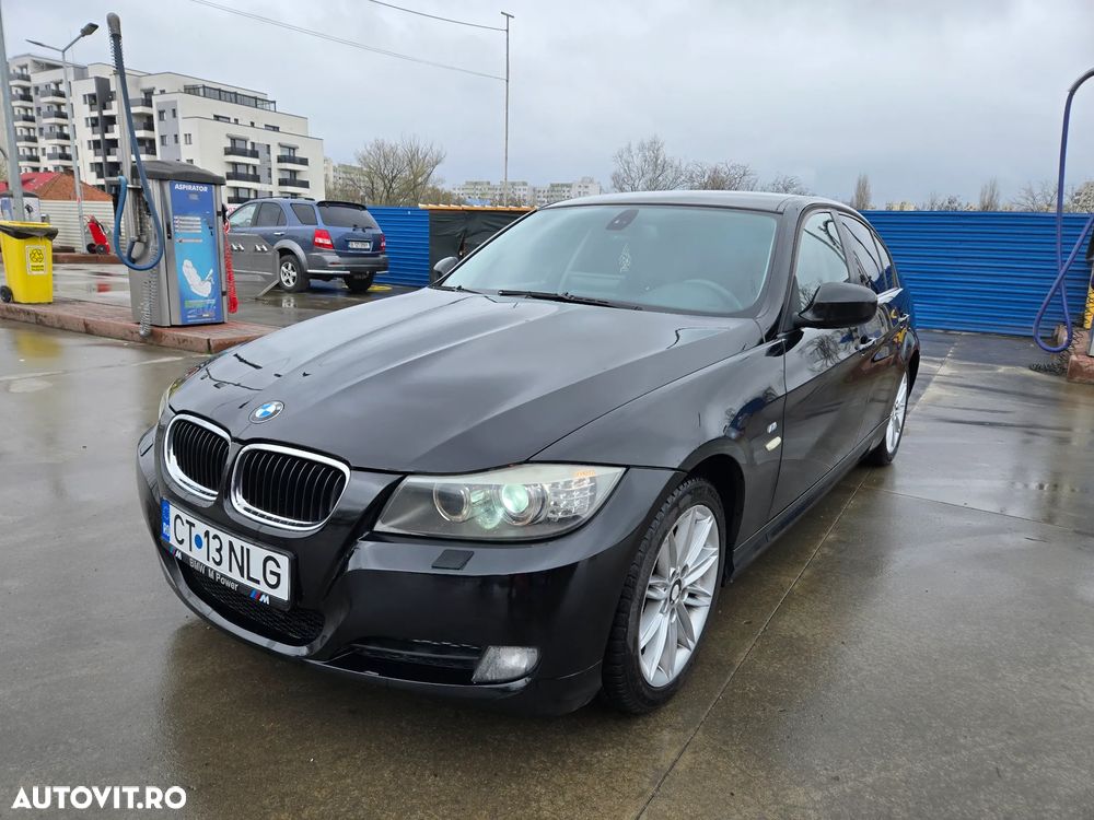 BMW Seria 3 318i - 1