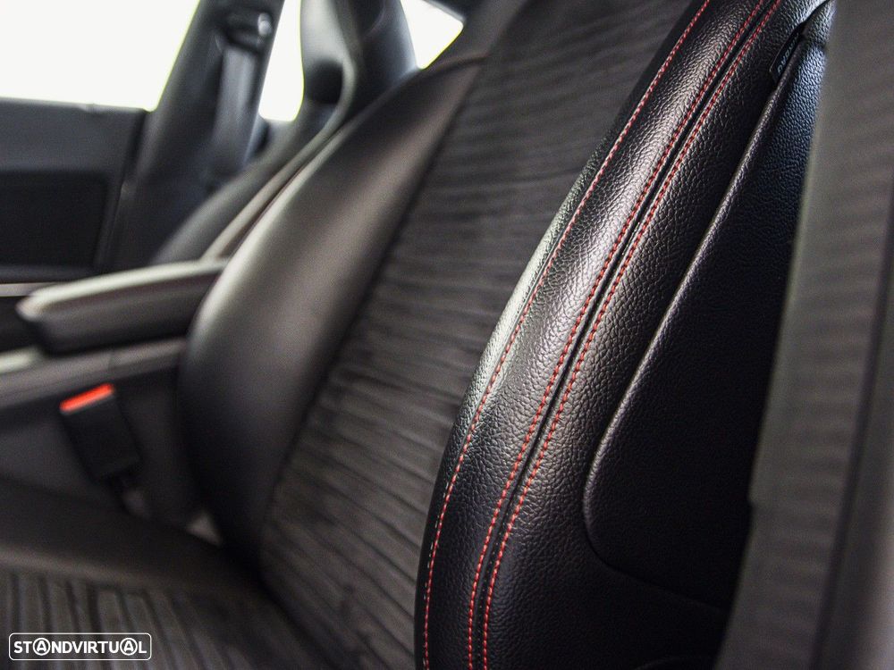 Mercedes-Benz CLA 200 CDI AMG Line — fotografia 36