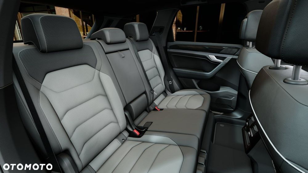 Volkswagen Touareg - 11