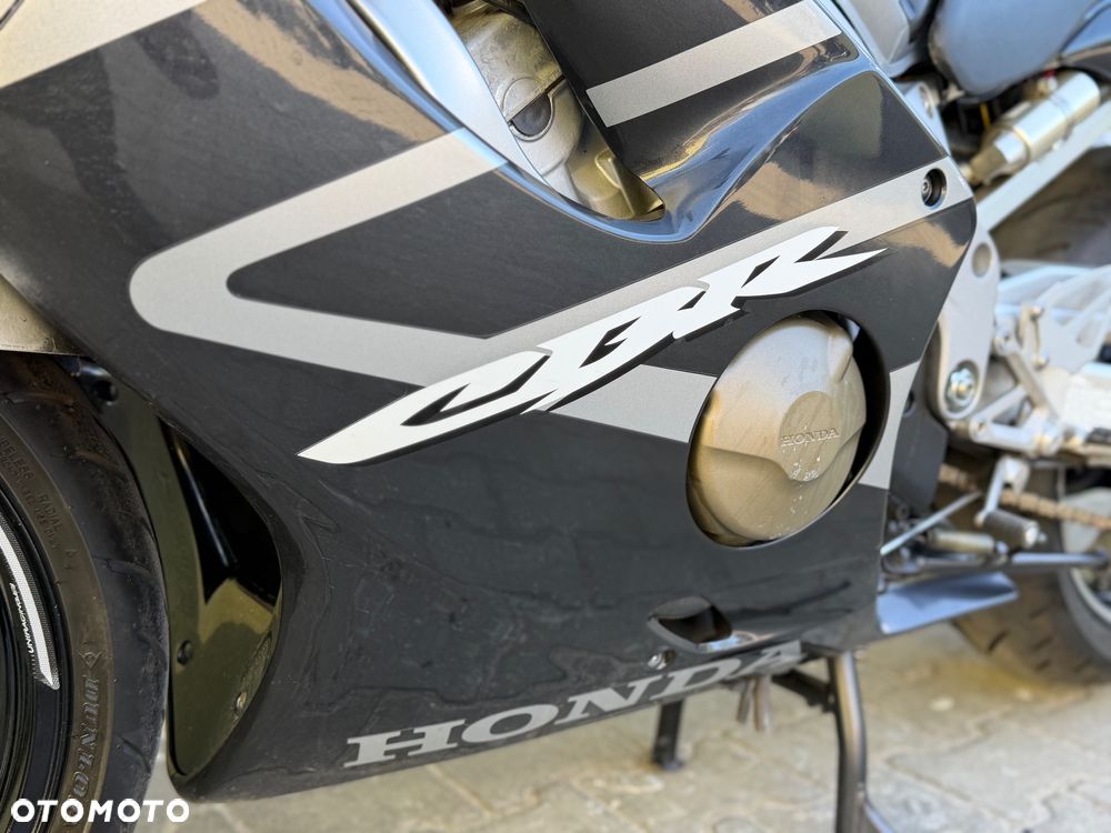 Honda CBR - 31