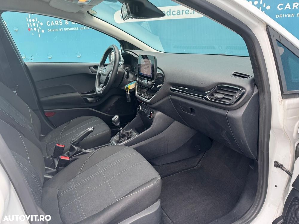 Ford Fiesta - 12