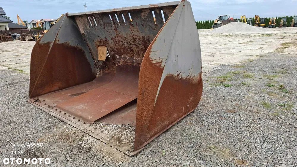 Łyżka ładowarkowa 9,5m3 Volvo L120 L150 Liebherr l550 l556 - 3