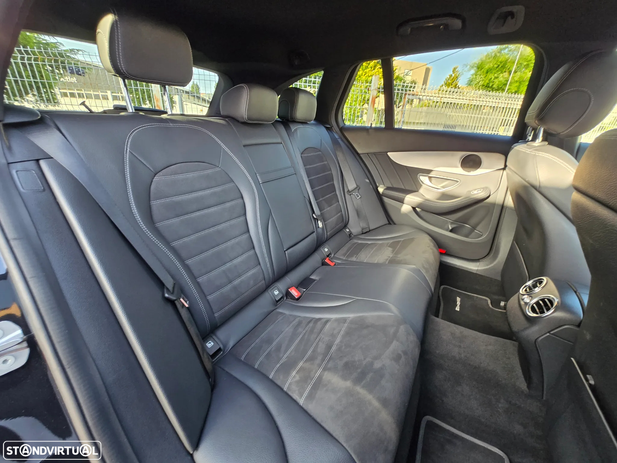 Mercedes-Benz C 300 de AMG Line - 5