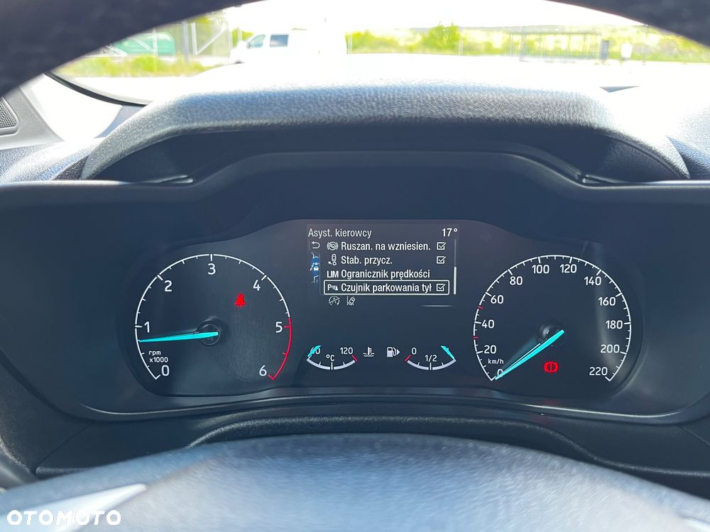 Ford Tourneo Connect - 20