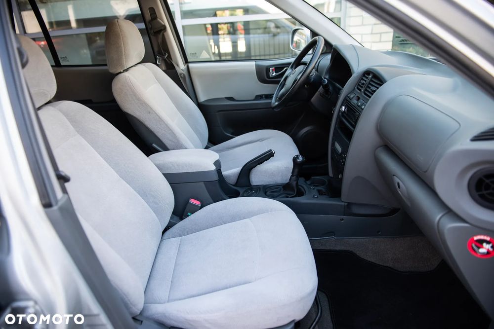 Hyundai Santa Fe 2.4 GLS 2WD - 25