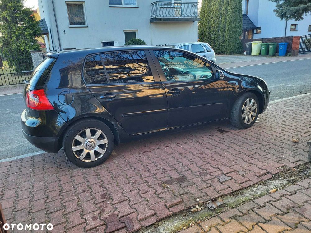 Volkswagen Golf - 2