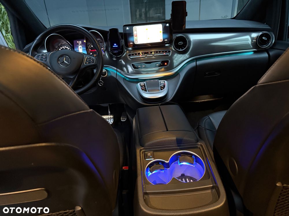 Mercedes-Benz Klasa V 300 d 4-Matic Exclusive 9G-Tronic (d³ugi) - 35