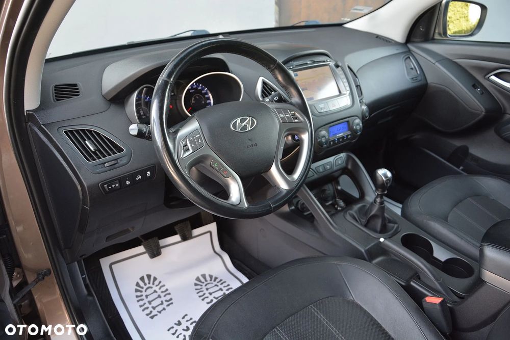 Hyundai ix35 2.0 CRDi 4WD Premium - 9