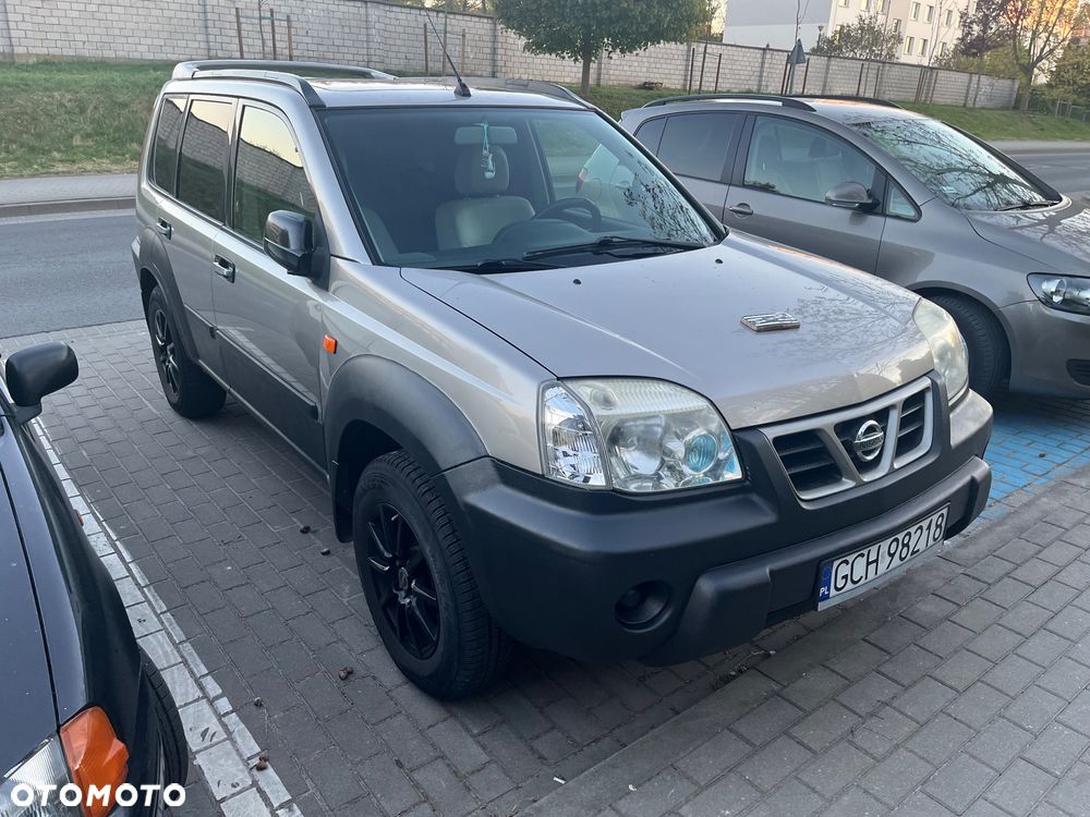 Nissan X-Trail - 2