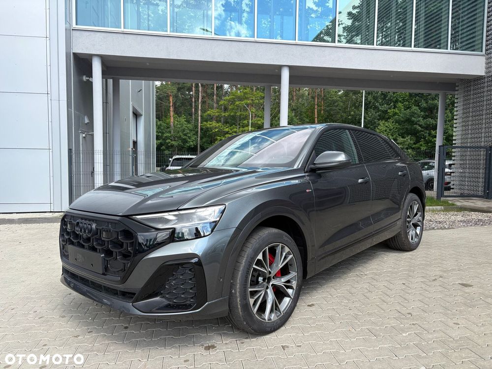 Audi Q8 - 2