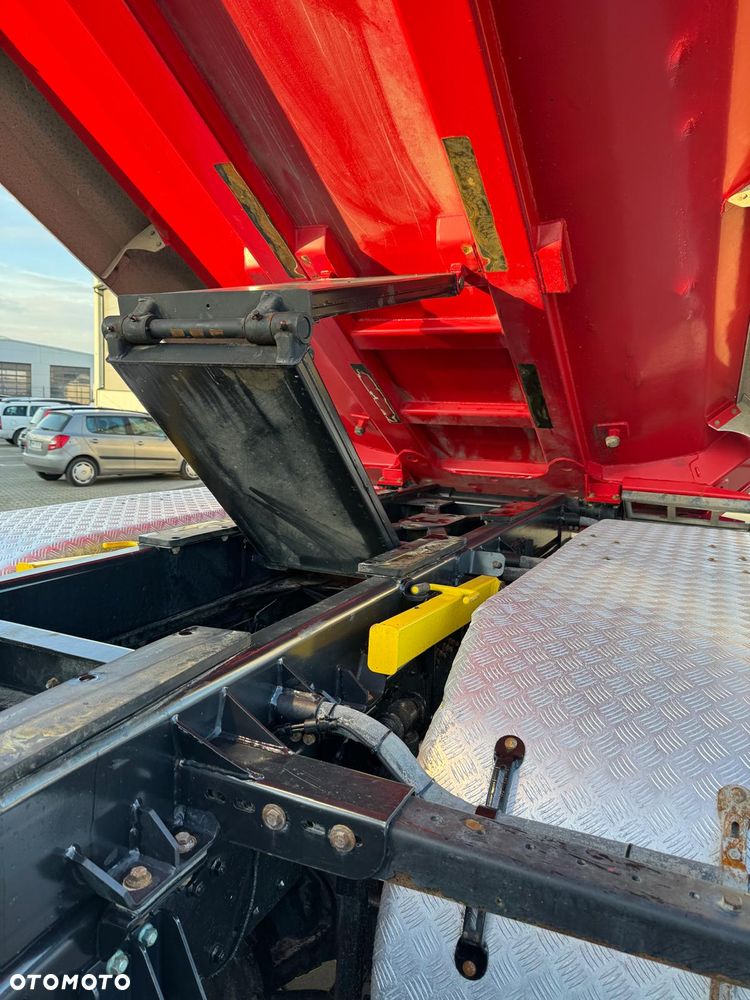 MAN TGS TG3 E6 41.470 / 8X8/ 2022 /  KH-KIPPER /  MANUAL - 16