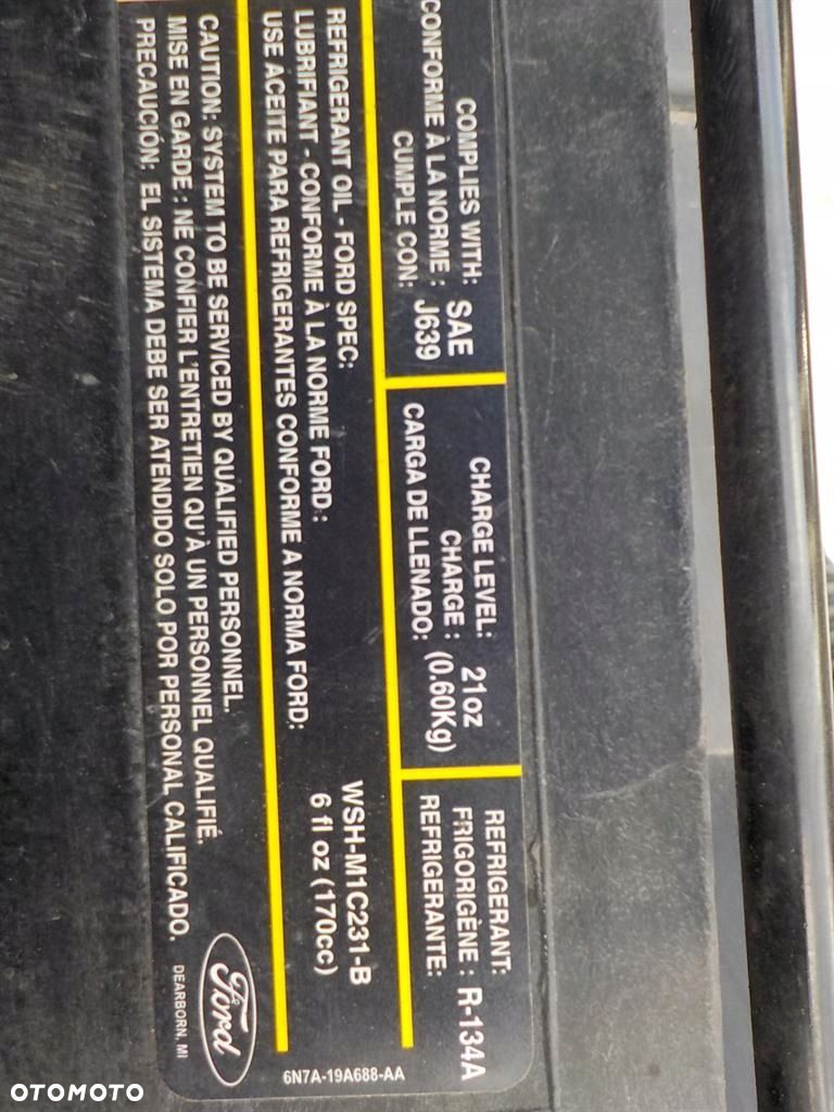 80 FORD FUSION SEDAN USA 2.3 BENZYNA PAS PRZEDNI - 2