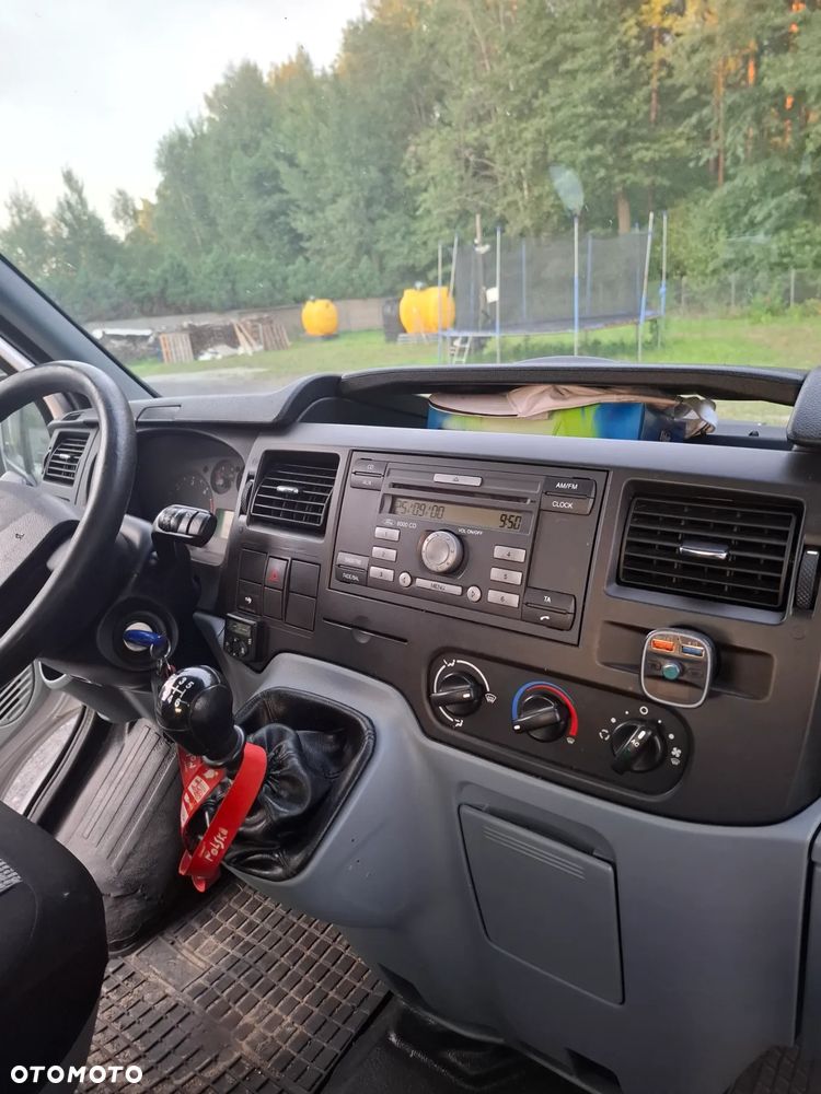 Ford Transit - 25