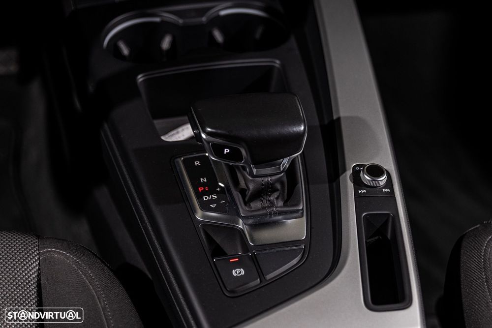 Audi A4 Avant 35 TDI Advanced S tronic - 18