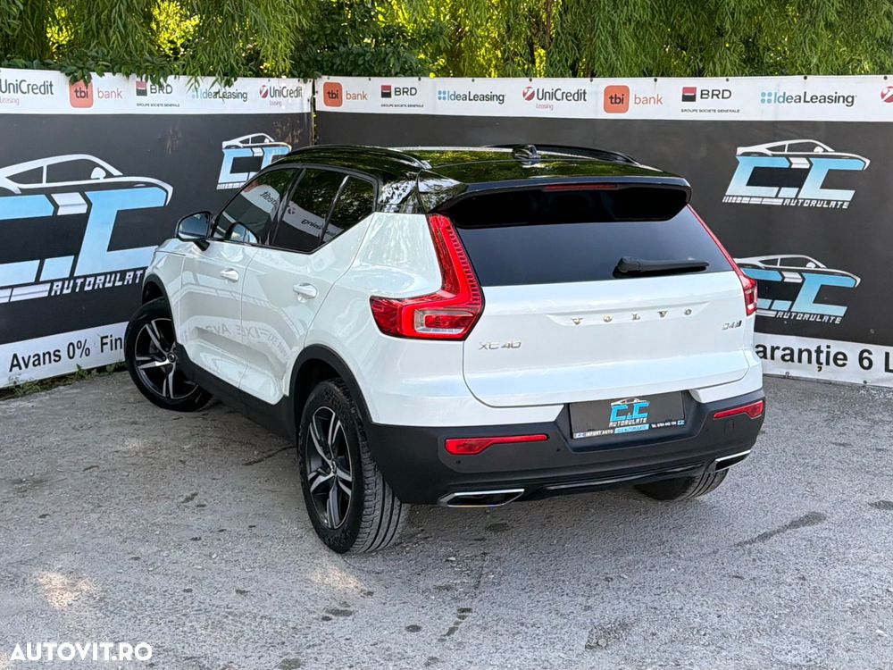 Volvo XC 40 D4 AWD R-Design - 37