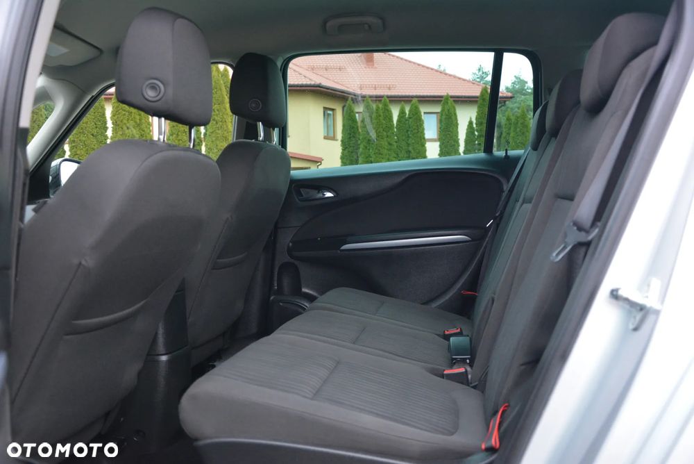 Opel Zafira 2.0 D Automatik 130 kW Edition - 26