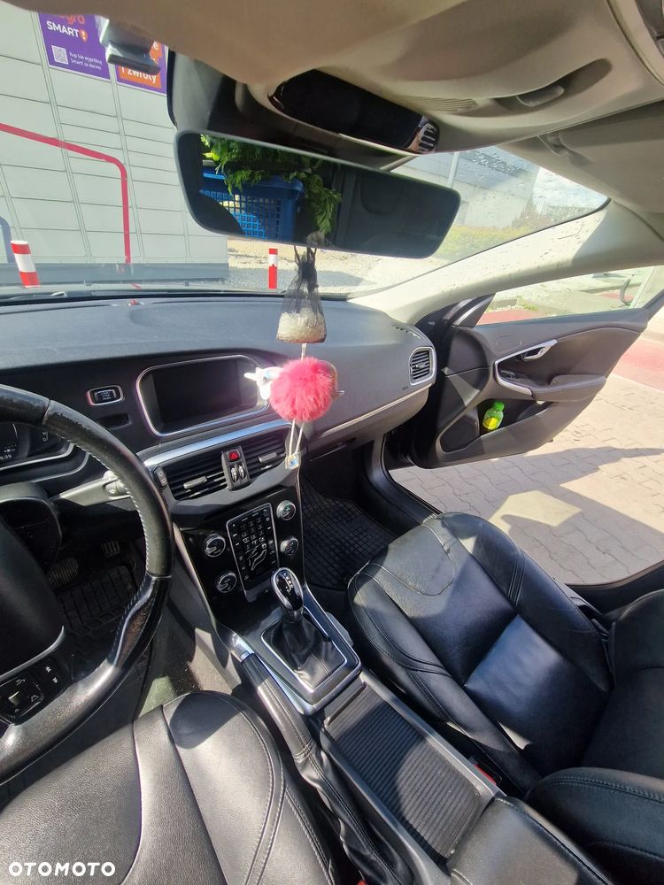 Volvo V40 D3 Geartronic - 4