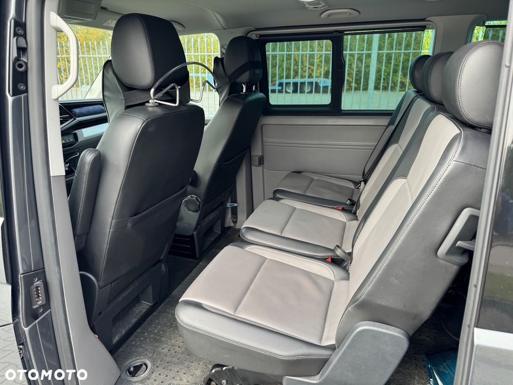 Volkswagen Caravelle - 23